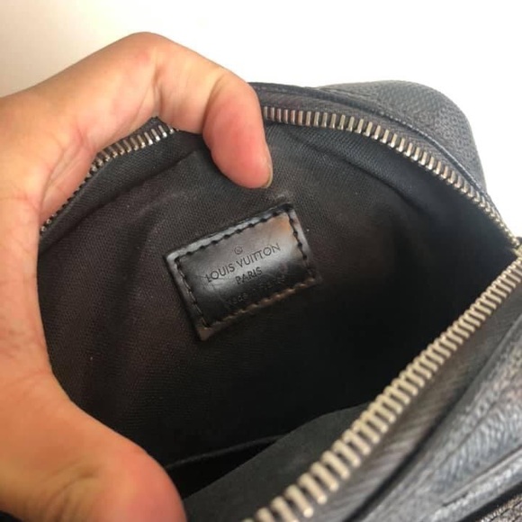 Louis Vuitton graphite Amazon bag - Picture 4 of 10